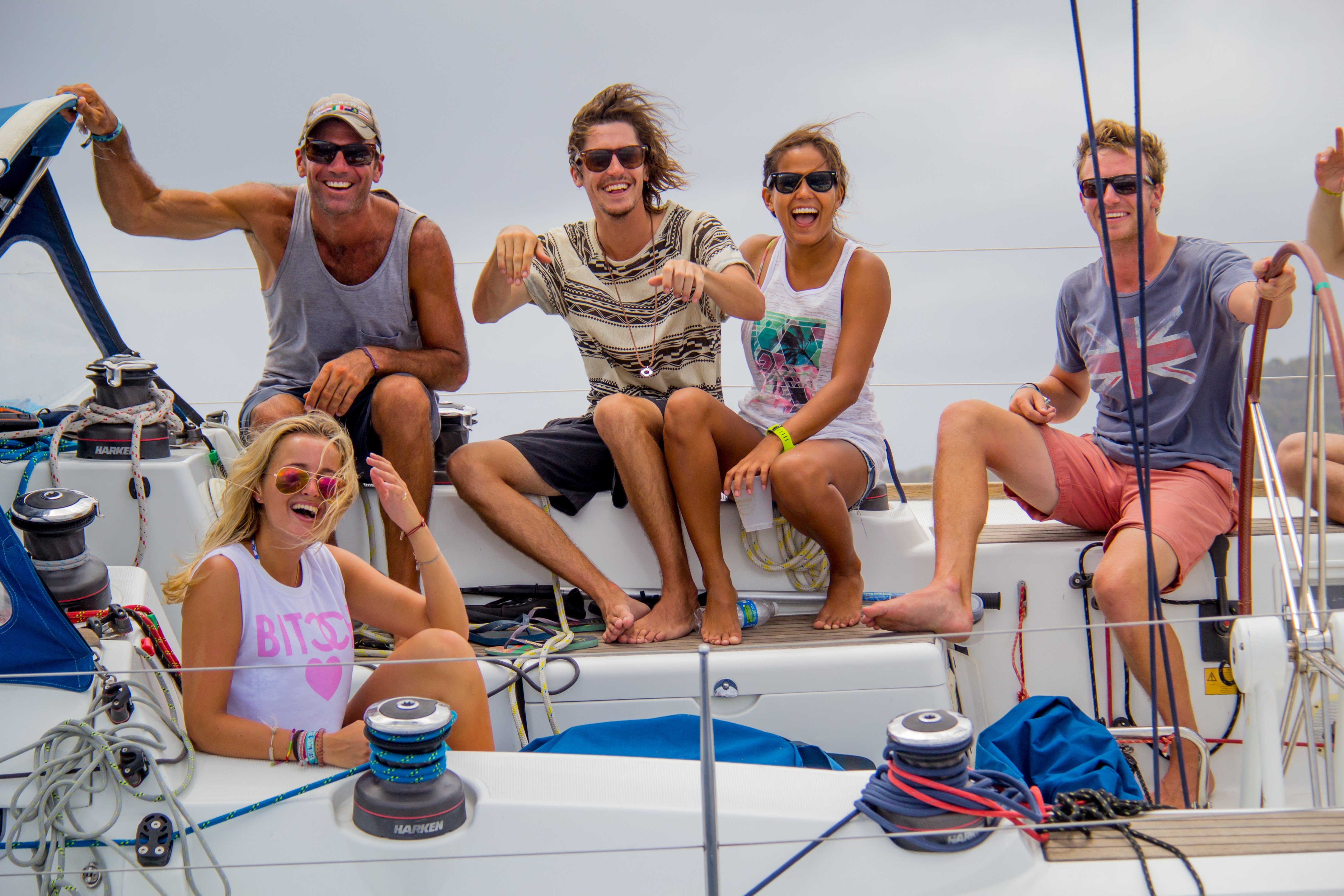 5 Reasons to Take an Adventure Sailing Course With Your Partner